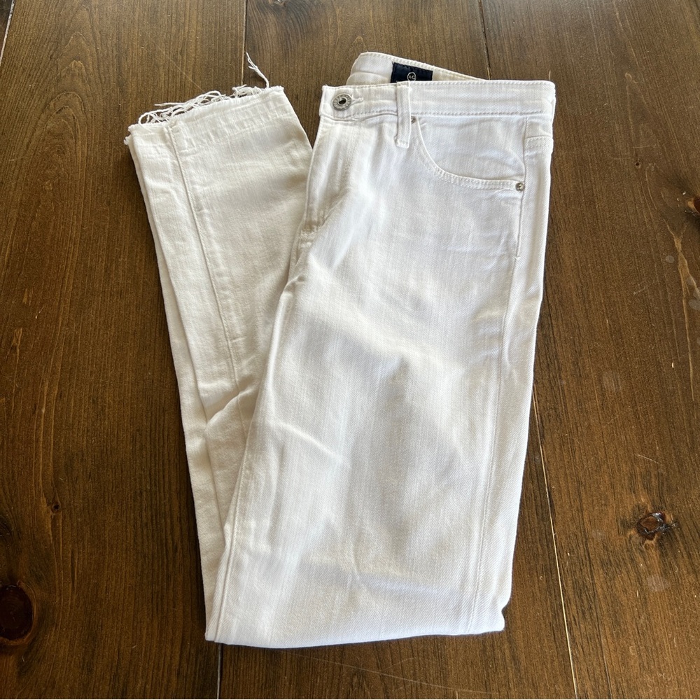 Adriano Goldschmied “The Stevie Ankle” slim straight ankle White Denim Jeans